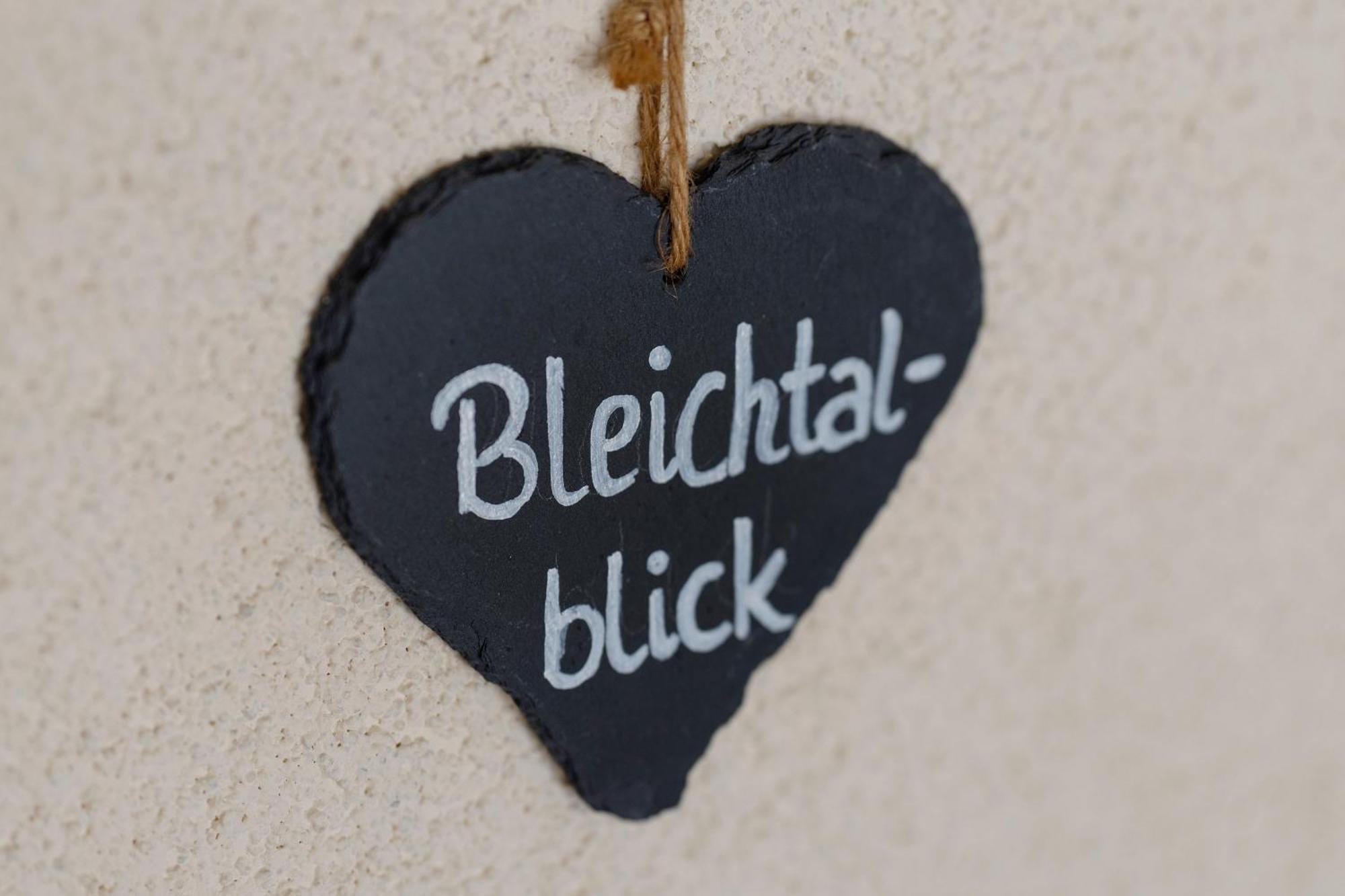 Gaestehaus Heimelig Herbolzheim Bagian luar foto