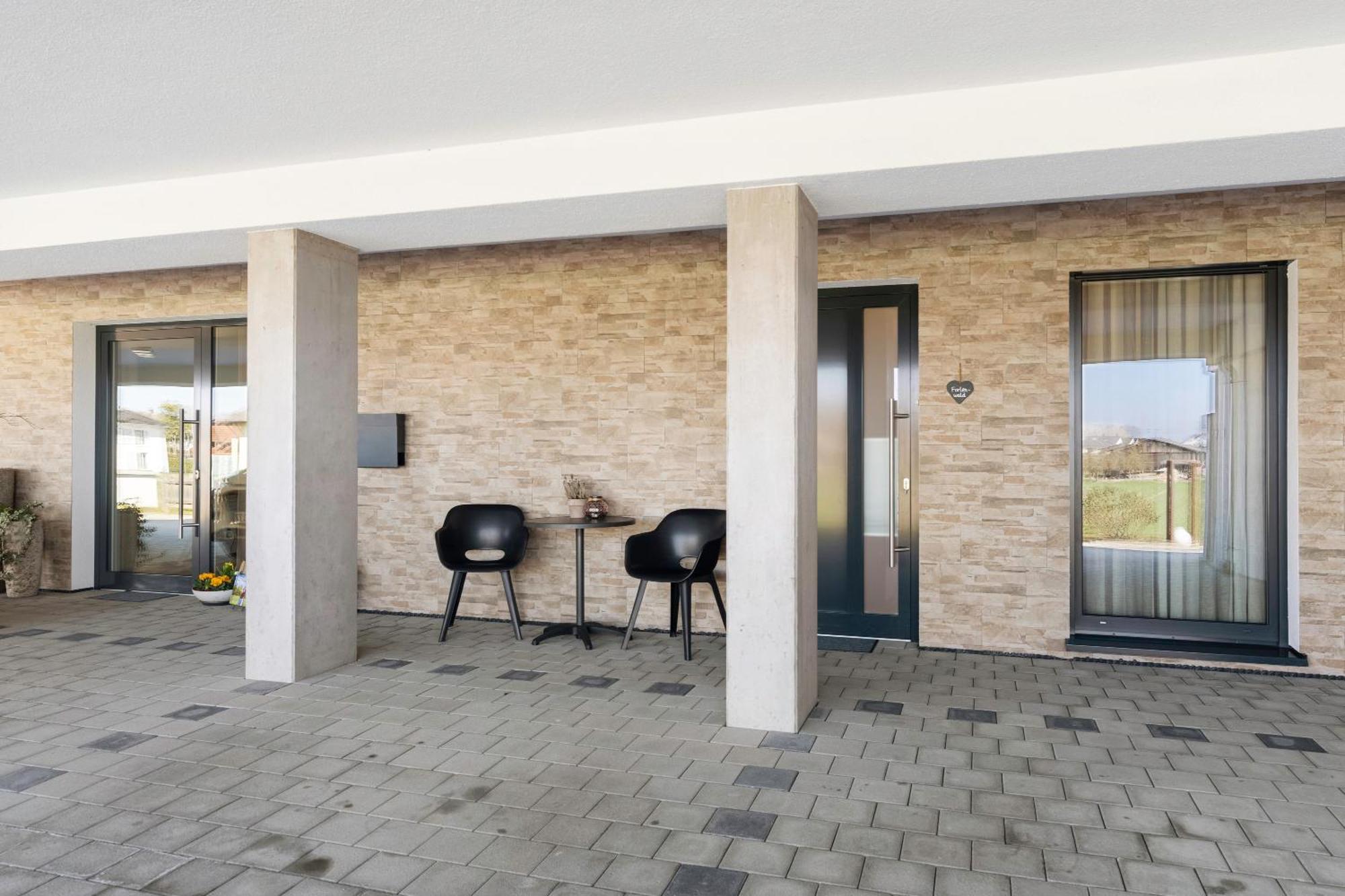 Gaestehaus Heimelig Herbolzheim Bagian luar foto