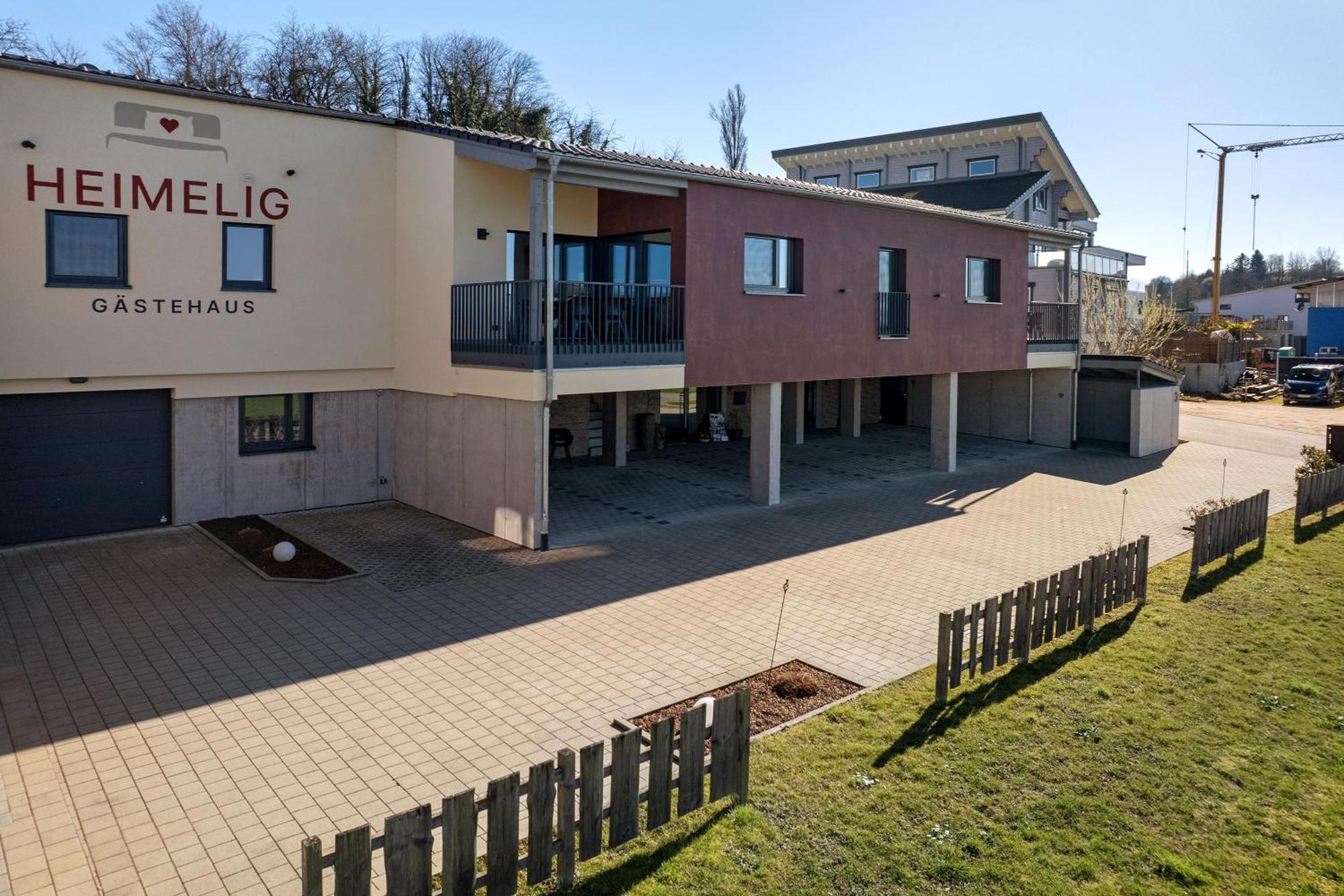 Gaestehaus Heimelig Herbolzheim Bagian luar foto