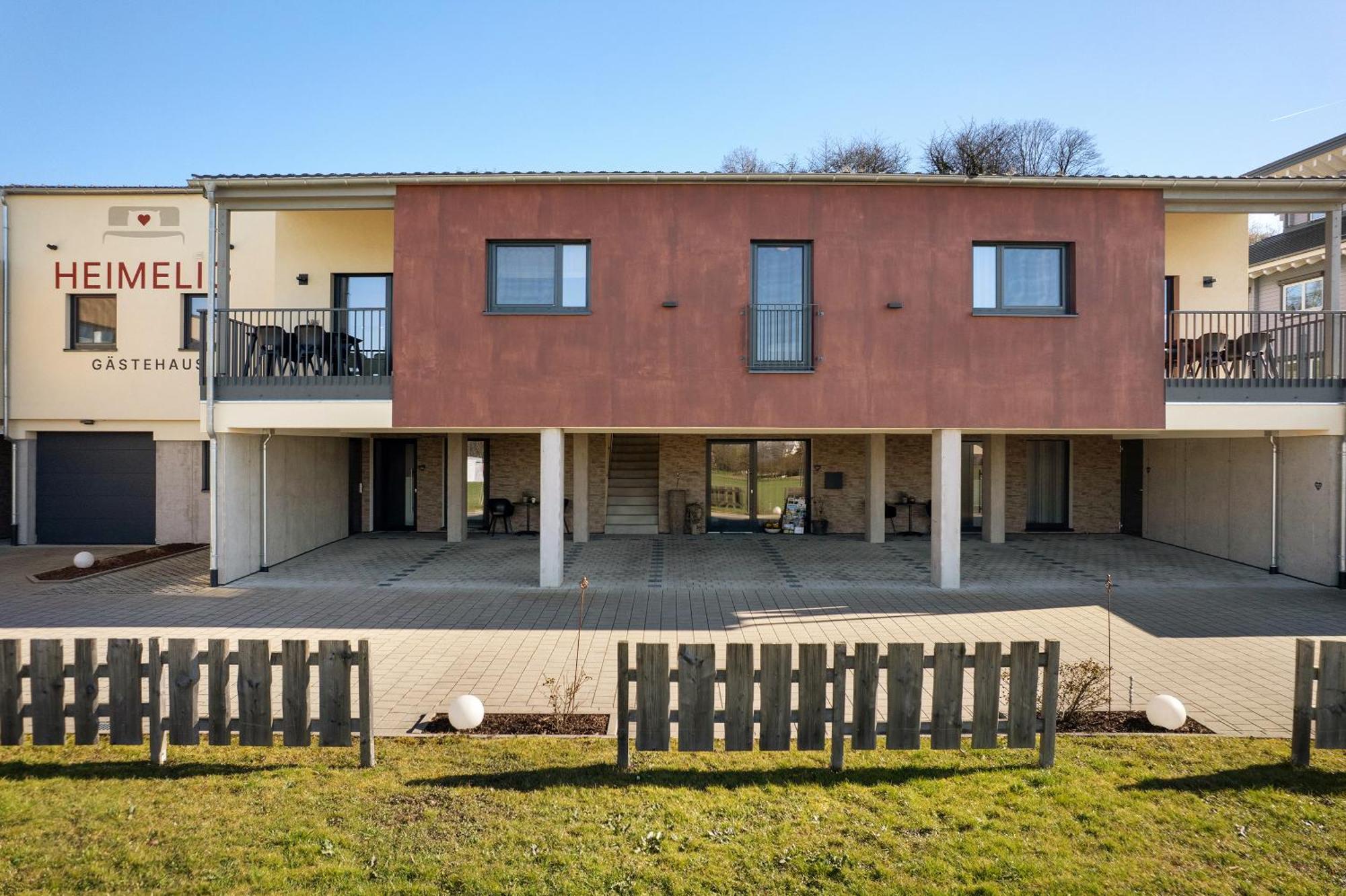 Gaestehaus Heimelig Herbolzheim Bagian luar foto
